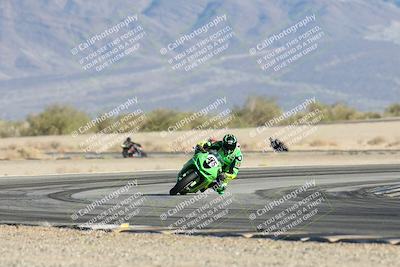 media/Dec-06-2025-CVMA (Sat) [[4a896cc04c]]/Race 8- Formula 40 MW and LW/